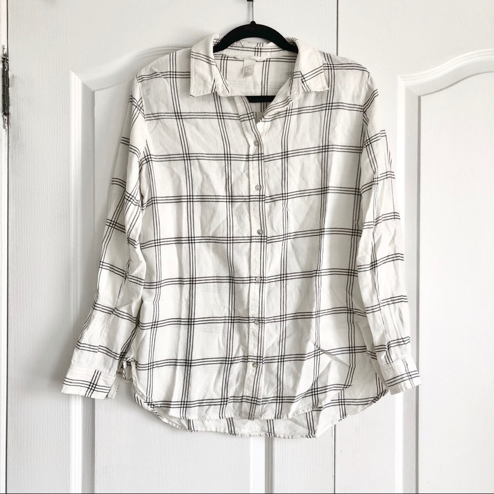 3/$15 🤑✨ H&M White Grid Flannel Button Down Shirt - US 8